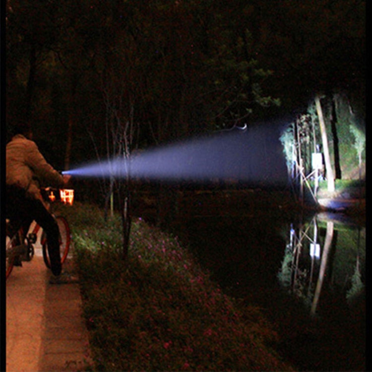 LED8805_10.jpg@dbedade500921031700111e91e776e0f